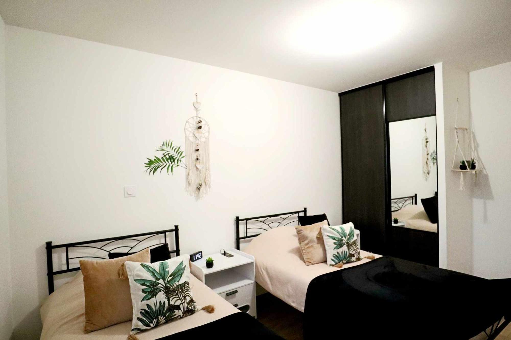 Appartement Le Moderne Ideal Pour Couples Et Professionnels ออร์น็องส์ ภายนอก รูปภาพ
